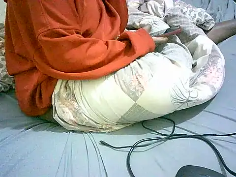 honeypotsweet online show from July 31, 2026, 5:45 pm