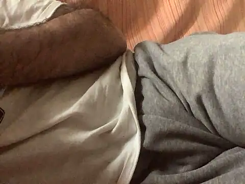 Snapshot of elpanamiguel25 chatting on December 3, 2024, 8:05 am elpanamiguel25 online show from December 3, 2024, 8:05 am