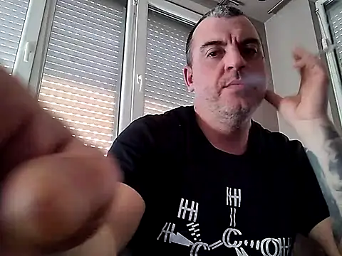 Snapshot of LSD669 chatting on February 13, 2025, 9:30 am LSD669 online show from February 13, 2025, 9:30 am