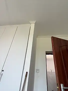 petiteebony 81 online show from February 10, 2026, 10:41 am