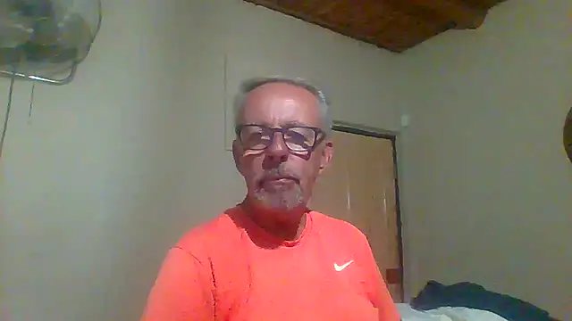 tuggy59 online show from October 13, 2025, 5:46 pm