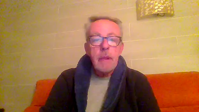 tuggy59 online show from February 4, 2026, 5:46 am