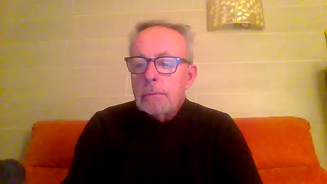 Snapshot of tuggy59 chatting on February 13, 2026, 5:47 am tuggy59 online show from February 13, 2026, 5:47 am