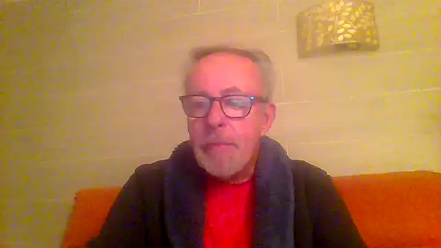 Snapshot of tuggy59 chatting on March 12, 2026, 5:46 am tuggy59 online show from March 12, 2026, 5:46 am