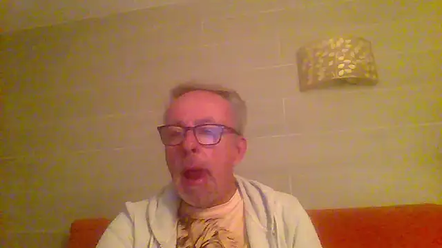 Snapshot of tuggy59 chatting on March 28, 2026, 5:29 am tuggy59 online show from March 28, 2026, 5:29 am
