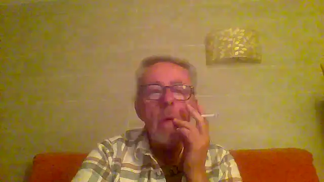 Snapshot of tuggy59 chatting on March 29, 2026, 3:39 am tuggy59 online show from March 29, 2026, 3:39 am