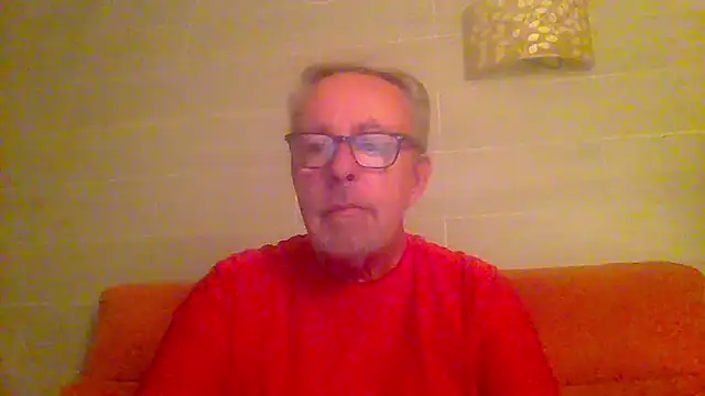 Snapshot of tuggy59 chatting on April 11, 2026, 3:22 am tuggy59 online show from April 11, 2026, 3:22 am