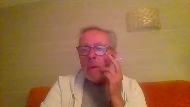 Snapshot of tuggy59 chatting on April 14, 2026, 4:07 am tuggy59 online show from April 14, 2026, 4:07 am