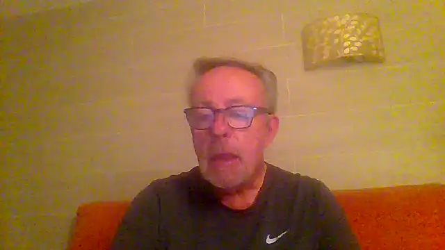Snapshot of tuggy59 chatting on April 16, 2026, 5:19 am tuggy59 online show from April 16, 2026, 5:19 am