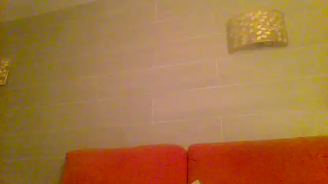 Snapshot of tuggy59 chatting on April 20, 2026, 3:53 am tuggy59 online show from April 20, 2026, 3:53 am