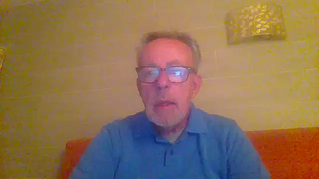 Snapshot of tuggy59 chatting on April 29, 2026, 4:38 am tuggy59 online show from April 29, 2026, 4:38 am