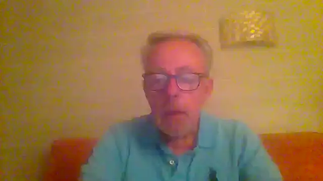 Snapshot of tuggy59 chatting on May 10, 2026, 4:06 am tuggy59 online show from May 10, 2026, 4:06 am