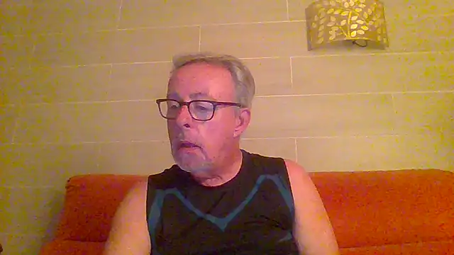tuggy59 online show from June 21, 2026, 3:53 am