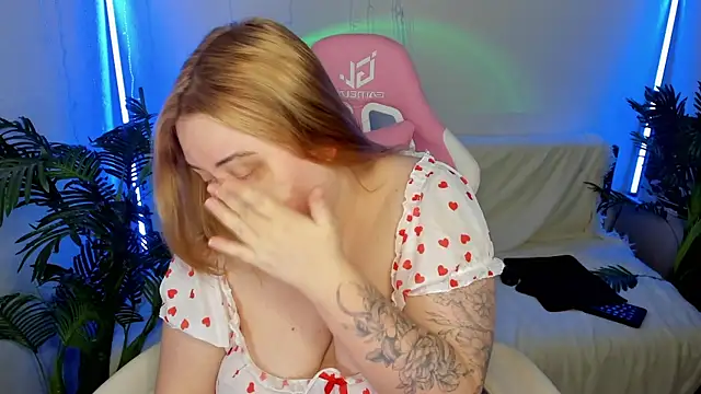 Akemi BBW online show from January 27, 2025, 7:45 am