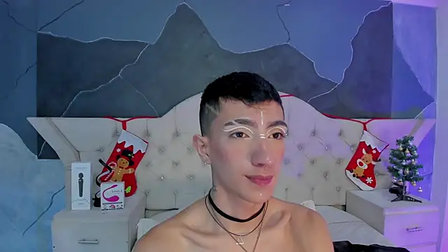 DereckCooperr online show from December 11, 2024, 1:58 am