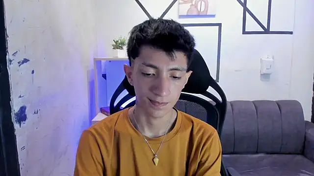 Snapshot of DereckCooperr chatting on October 2, 2025, 10:06 pm DereckCooperr online show from October 2, 2025, 10:06 pm