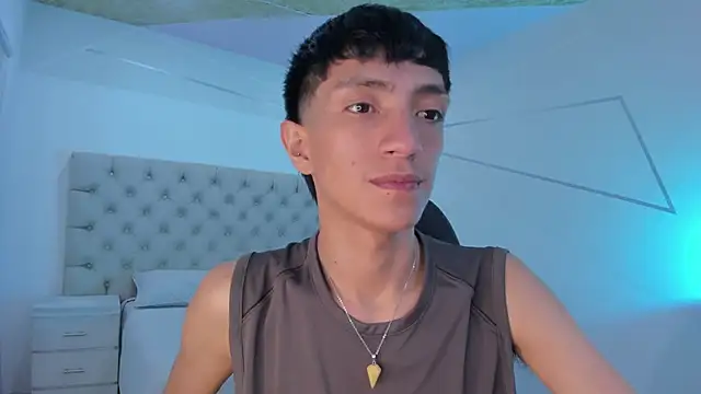 Snapshot of DereckCooperr chatting on October 30, 2025, 10:43 pm DereckCooperr online show from October 30, 2025, 10:43 pm