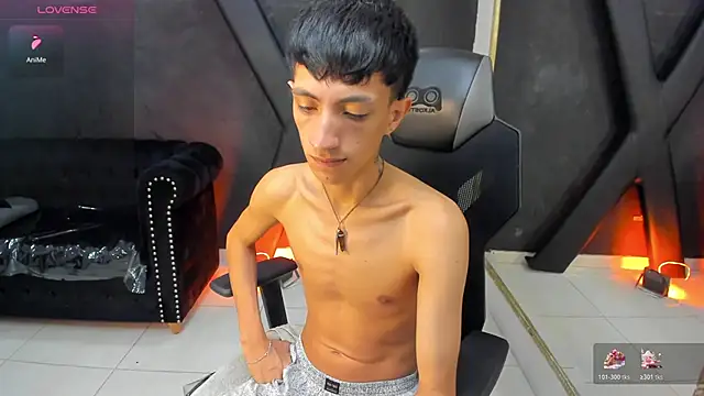 Snapshot of DereckCooperr chatting on November 7, 2025, 12:10 am DereckCooperr online show from November 7, 2025, 12:10 am