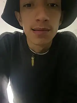 Snapshot of DereckCooperr chatting on February 13, 2026, 10:06 pm DereckCooperr online show from February 13, 2026, 10:06 pm