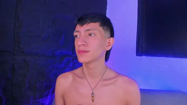 Snapshot of DereckCooperr chatting on March 5, 2026, 2:18 am DereckCooperr online show from March 5, 2026, 2:18 am