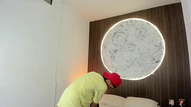 Snapshot of DereckCooperr chatting on March 12, 2026, 1:12 am DereckCooperr online show from March 12, 2026, 1:12 am