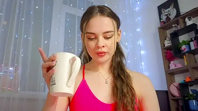 KristenSayles online show from February 28, 2025, 6:52 pm