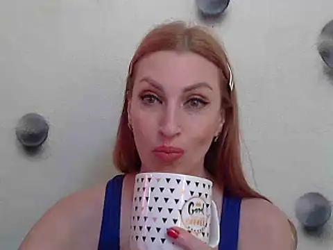 Snapshot of Jillian_Pattie chatting on December 20, 2024, 1:22 pm Jillian Pattie online show from December 20, 2024, 1:22 pm