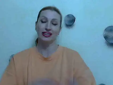 Snapshot of Jillian_Pattie chatting on January 22, 2025, 6:20 pm Jillian Pattie online show from January 22, 2025, 6:20 pm