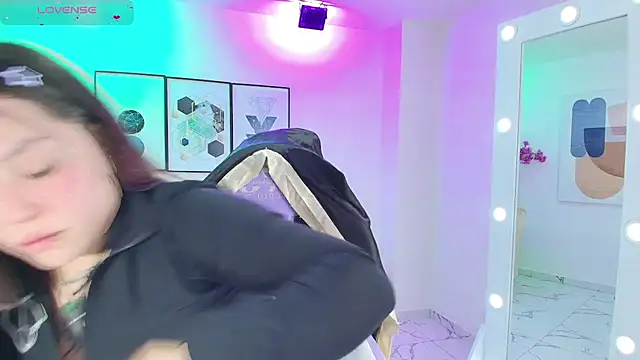 Isa reel online show from September 24, 2025, 7:28 pm