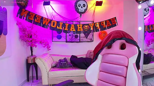 Isa reel online show from October 30, 2025, 7:25 pm