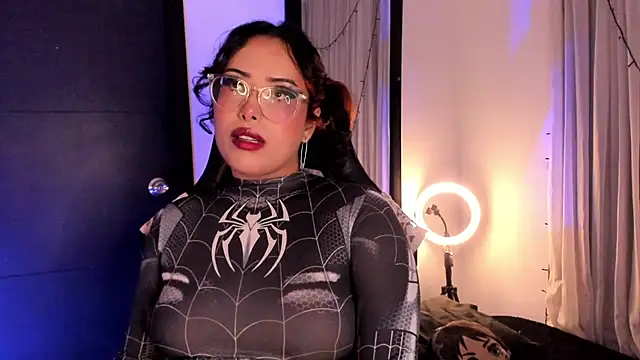 Snapshot of willow_poisson chatting on July 4, 2026, 9:10 pm willow poisson online show from July 4, 2026, 9:10 pm
