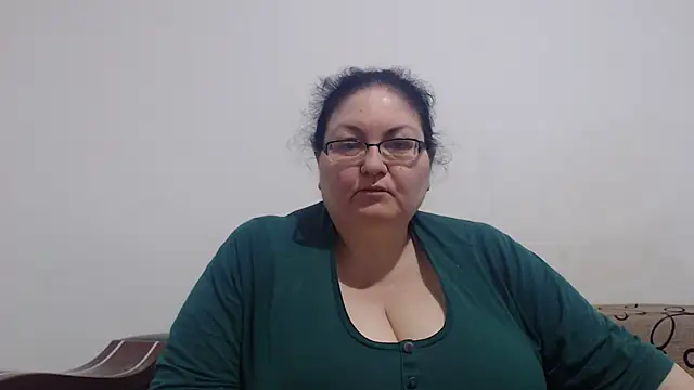 Nykyxo online show from April 16, 2026, 9:04 pm