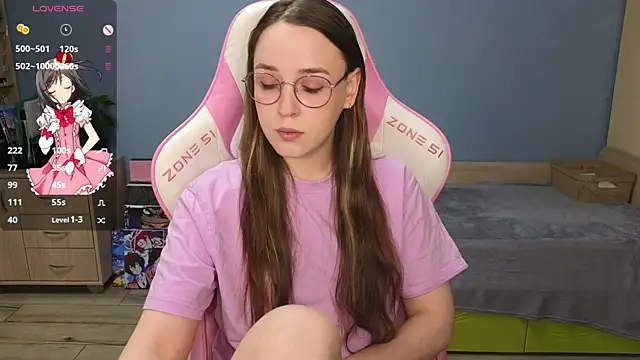 Snapshot of Sweet_frosti chatting on December 20, 2024, 2:08 am Sweet frosti online show from December 20, 2024, 2:08 am