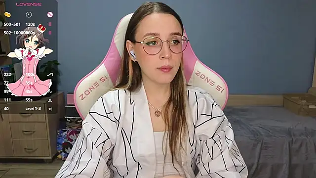 Snapshot of Sweet_frosti chatting on December 22, 2024, 2:49 am Sweet frosti online show from December 22, 2024, 2:49 am