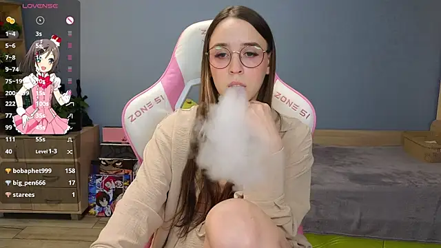 Snapshot of Sweet_frosti chatting on January 7, 2025, 5:54 am Sweet frosti online show from January 7, 2025, 5:54 am