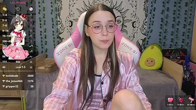 Snapshot of Sweet_frosti chatting on January 18, 2025, 6:13 am Sweet frosti online show from January 18, 2025, 6:13 am