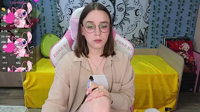 Snapshot of Sweet_frosti chatting on February 23, 2025, 2:51 am Sweet frosti online show from February 23, 2025, 2:51 am