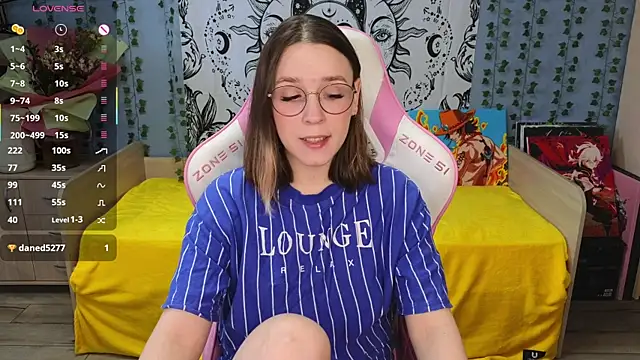 Snapshot of Sweet_frosti chatting on March 3, 2025, 2:47 am Sweet frosti online show from March 3, 2025, 2:47 am