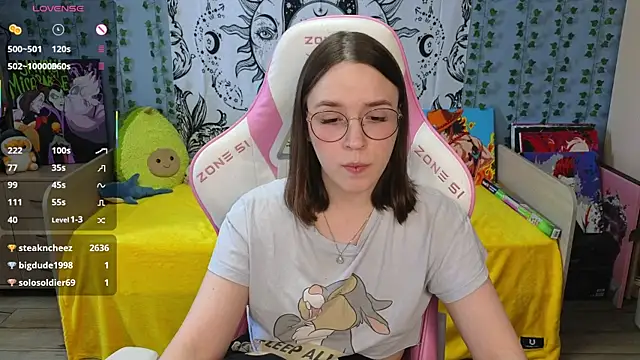Snapshot of Sweet_frosti chatting on March 19, 2025, 5:41 am Sweet frosti online show from March 19, 2025, 5:41 am
