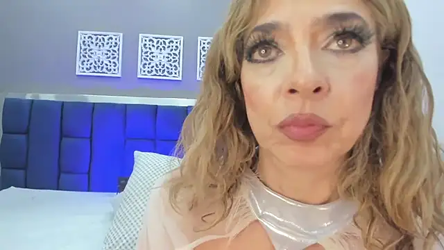 thecrazyadamss  online show from February 10, 2025, 3:35 am