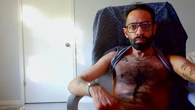 Haaris23xh online show from February 1, 2026, 9:35 pm