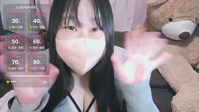 Snapshot of yuinyan3150 chatting on May 14, 2026, 6:37 pm yuinyan3150 online show from May 14, 2026, 6:37 pm