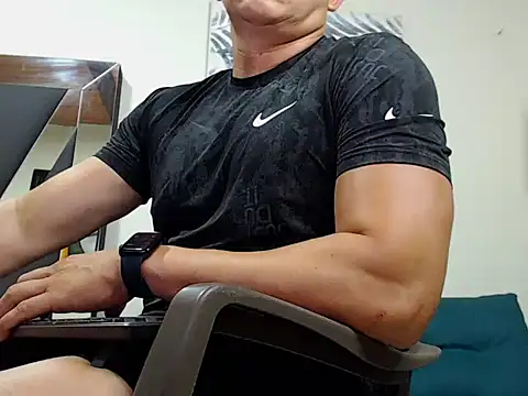 Cooper Smith online show from October 28, 2025, 4:38 am