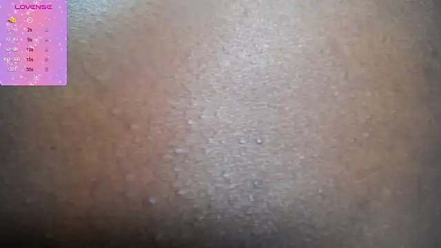 xairaruiz  online show from February 13, 2025, 1:40 am