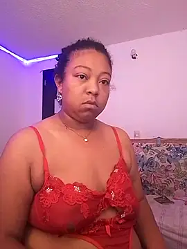 xairaruiz  online show from September 13, 2025, 12:49 pm