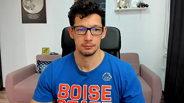 BrutusK08 online show from November 24, 2025, 9:53 am