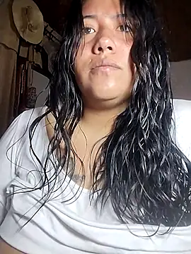KATYGONZALEZ online show from June 11, 2026, 9:29 am