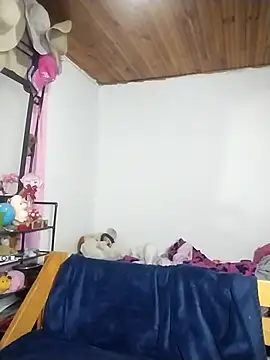 KATYGONZALEZ online show from June 27, 2026, 6:07 am