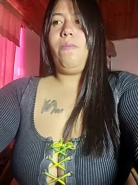 KATYGONZALEZ online show from July 10, 2026, 12:08 pm