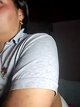 KATYGONZALEZ online show from August 4, 2026, 12:03 am